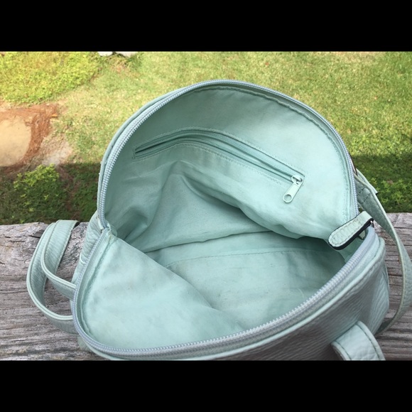 Light Green and Salmon Colored Purses - Picture 5 of 7